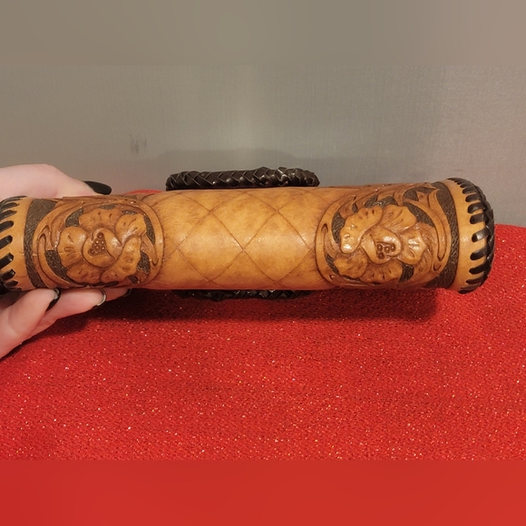 Stunning Handmade Tooled Leather Wallet with MS Pink Initials - Picture 11 of 11